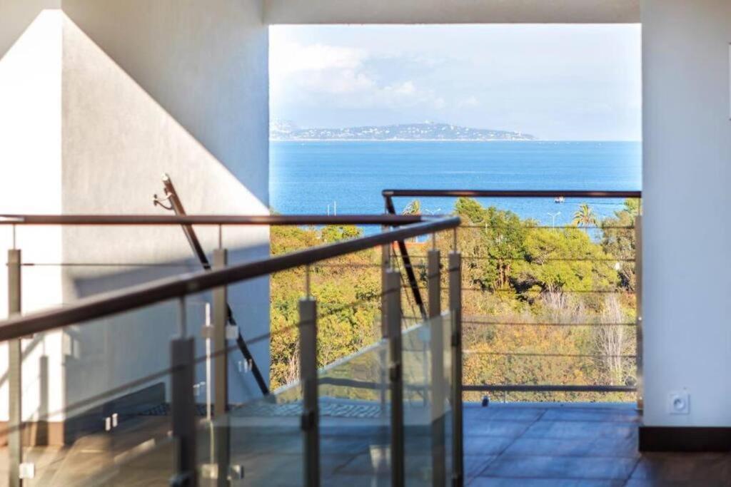Superbe appartement, piscine, vue mer et montagnes Antibes Eksteriør billede